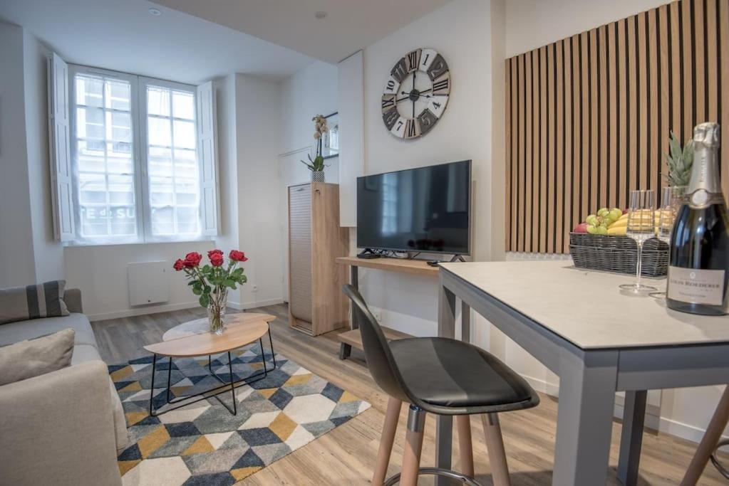 L'Espine Apartment Анже Екстериор снимка